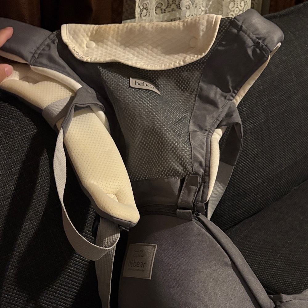 Bebear Carrier with Cream and Gray Accents